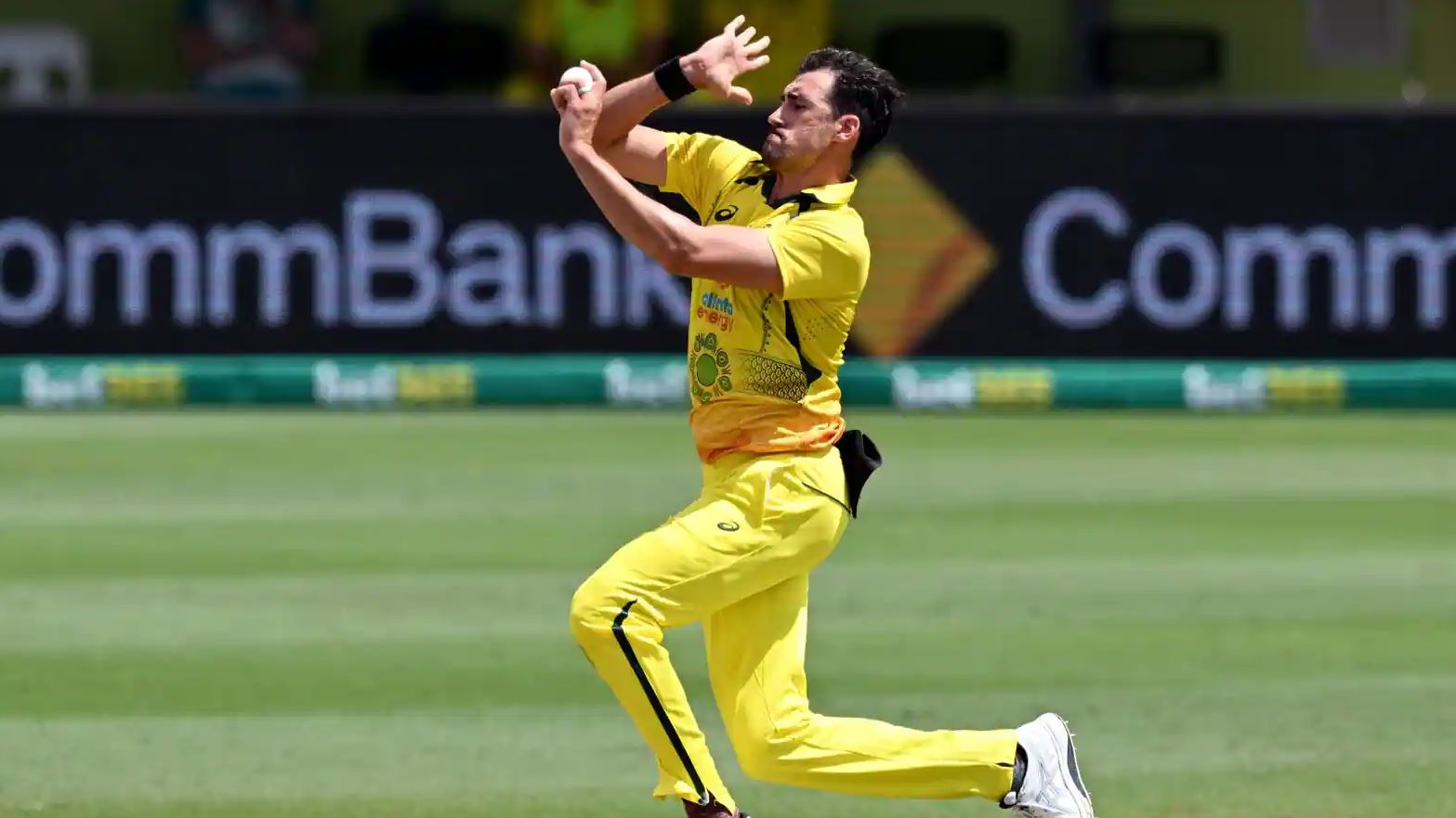 Mitchell Starc