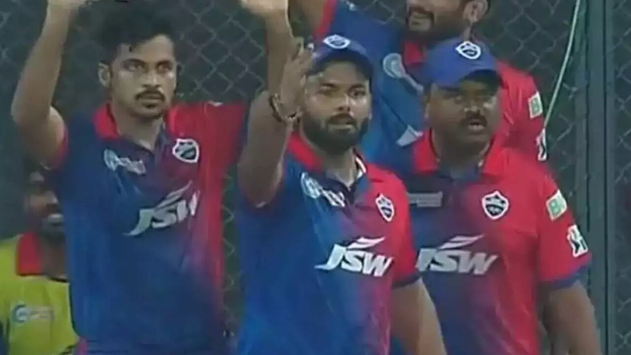 Fight between Rishabh Pant and Umpire