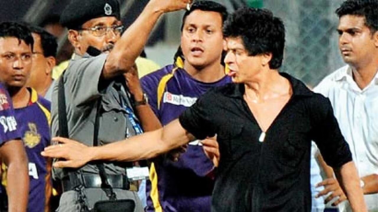 Shah Rukh Khan banned from Wankhede Stadium