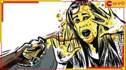 ভরা বাজারে মা-শিশুকে লক্ষ্য করে অ্যাসিড, দিল্লি যেন 'অপরাধের রাজধানী'!