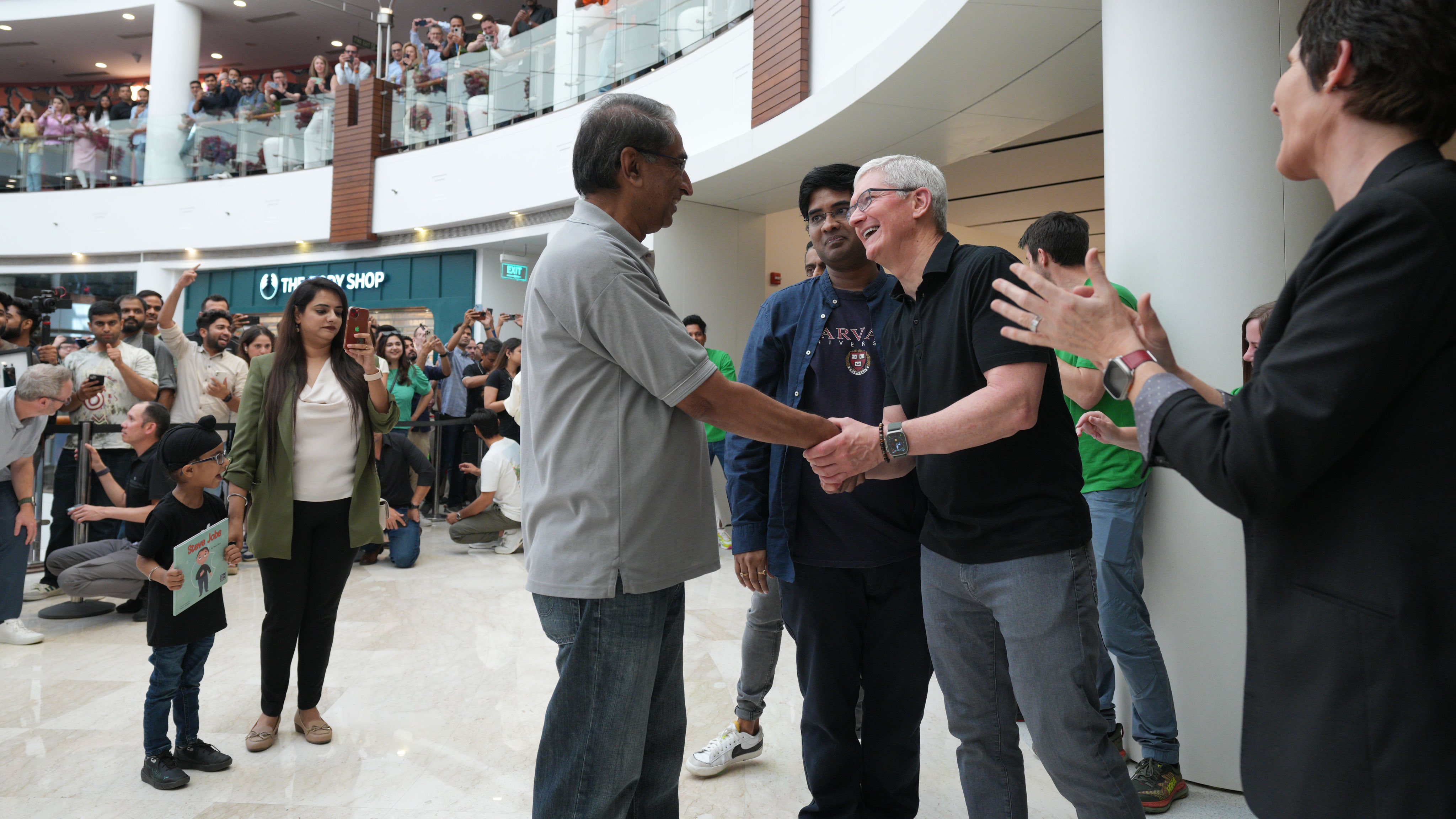 Apple Saket the Delhi store