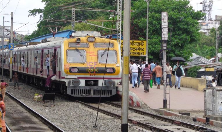 Sealdaha Train Service disrupted