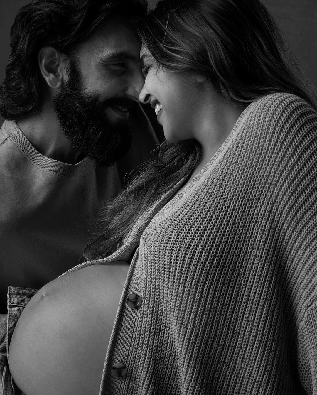 Deepika-Ranveer's pregnancy photoshoot 