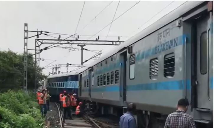 Somnath Express Derails