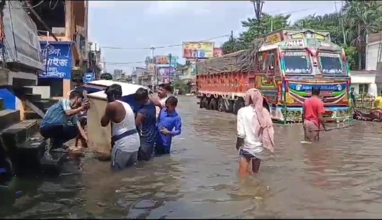 Flooding in Ghatal