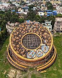 100 foot idol of Durga Ma