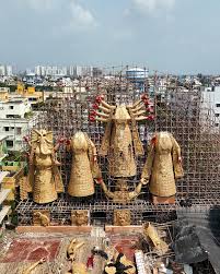 100 foot idol of Durga Ma