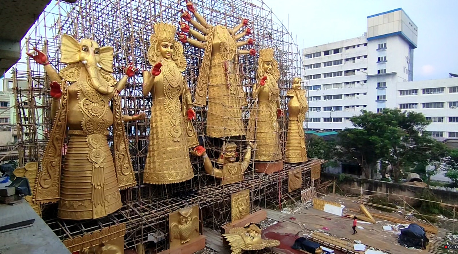 100 foot idol of Durga Ma