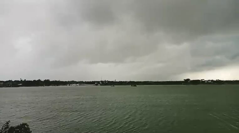 Cyclone Dana effects in West Bengal