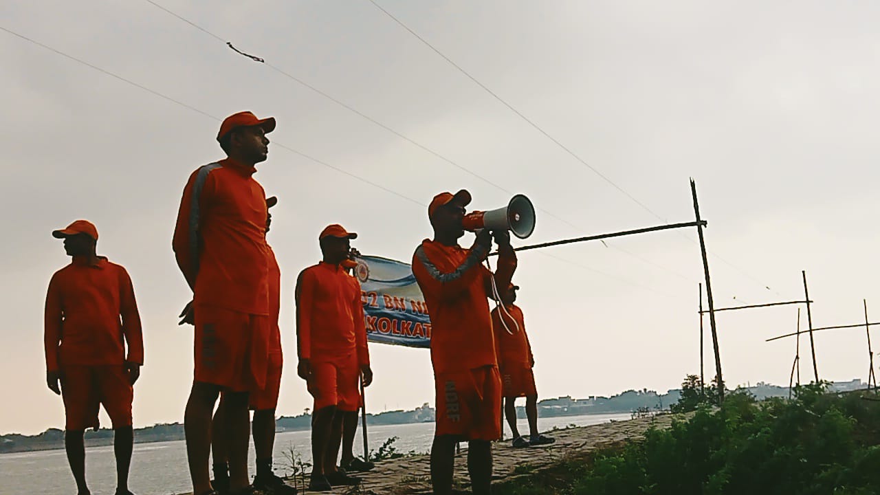 Cyclone Dana effects in West Bengal