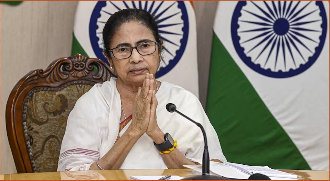 Mamata Banerjee Cyclone Dana Update