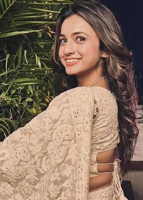 Nandini Dutta: 'প্যায়রেলাল' গেয়ে ট্রোলড অভিনেত্রী! গানে ছি ছিক্কার নেটপাড়ায়...| tollywood tv actress nandini dutta trolled for singing pyarelal in panihati show