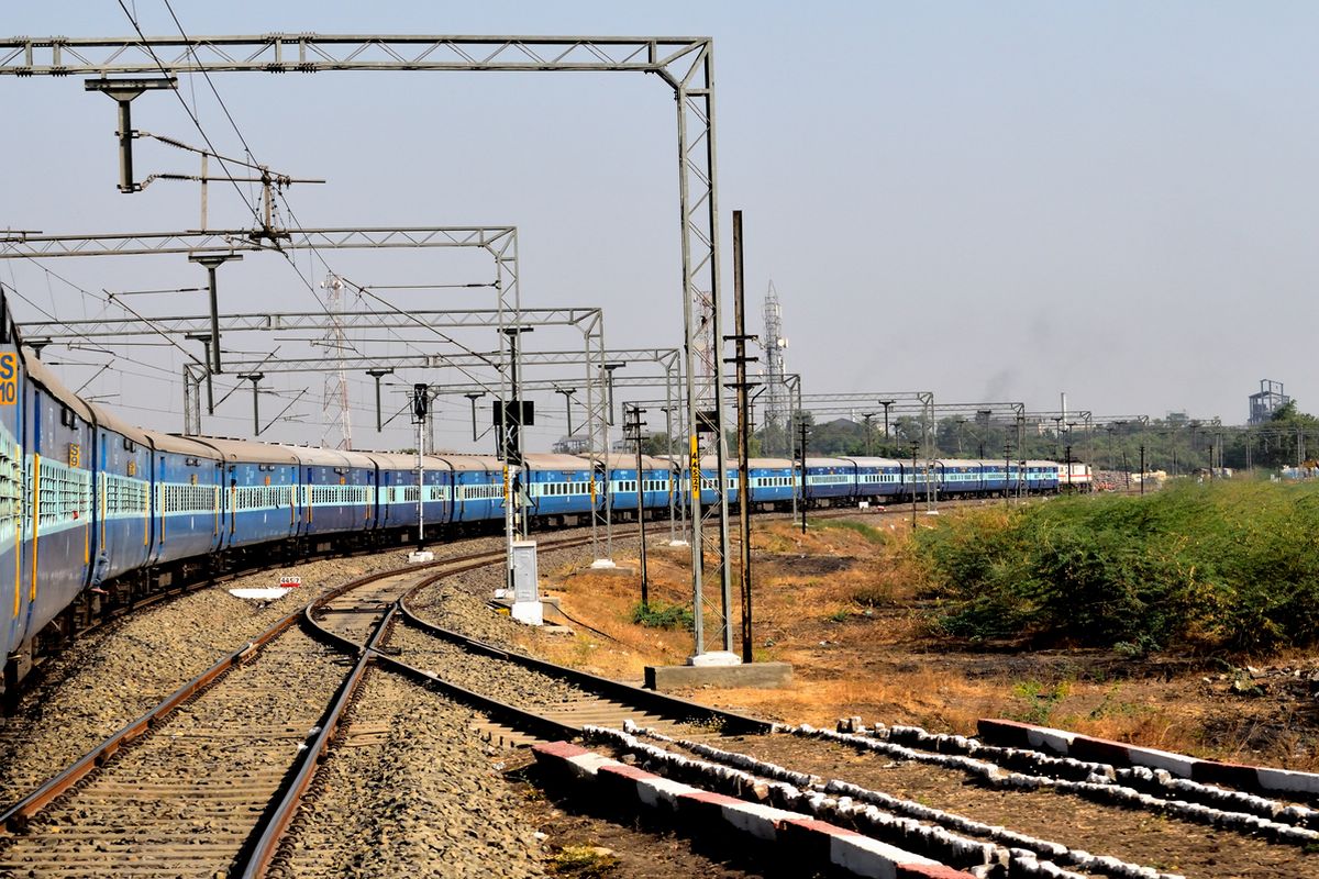  Vivek Express Covers Vast Distance