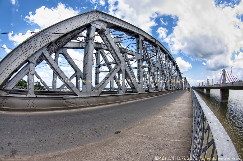 Bally Bridge Closed