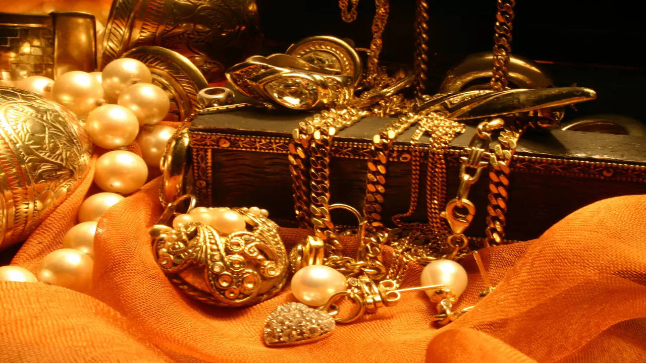 Gold Price Customs Duty Cut in Budget