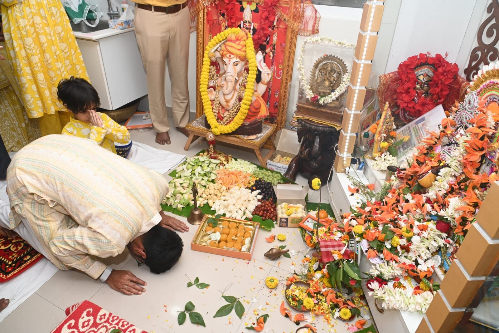 Abhishek Banerjee performs Saraswati Puja