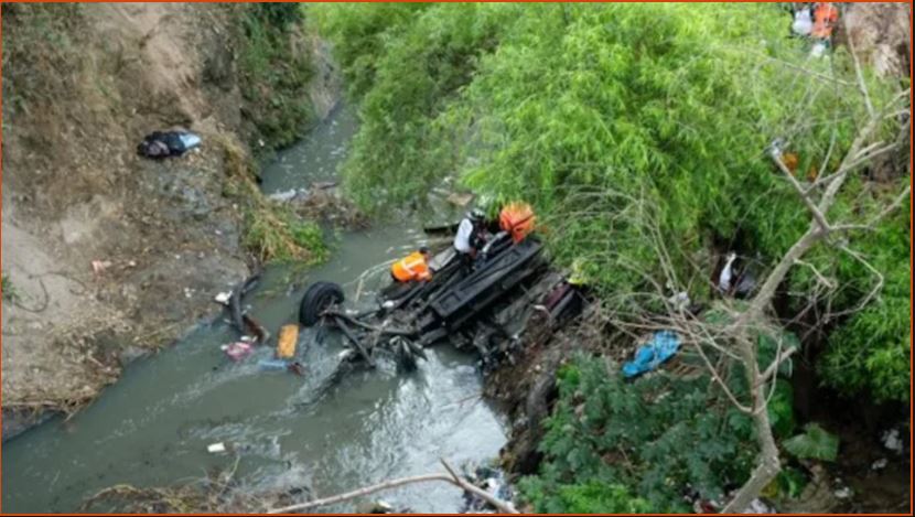 bus fell from a bridge