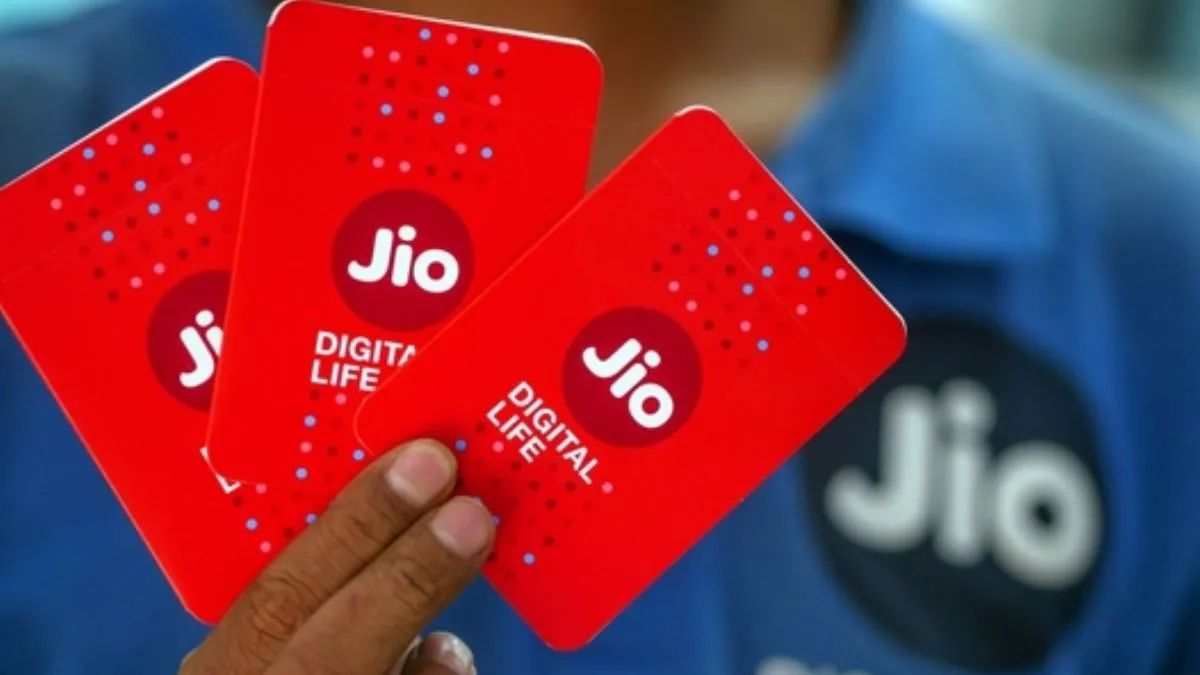 Reliance Jio reduces price of Rs 448 prepaid plan