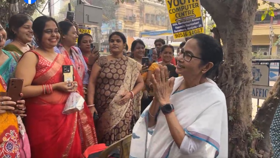 Mamata greets Madhyamik candidates