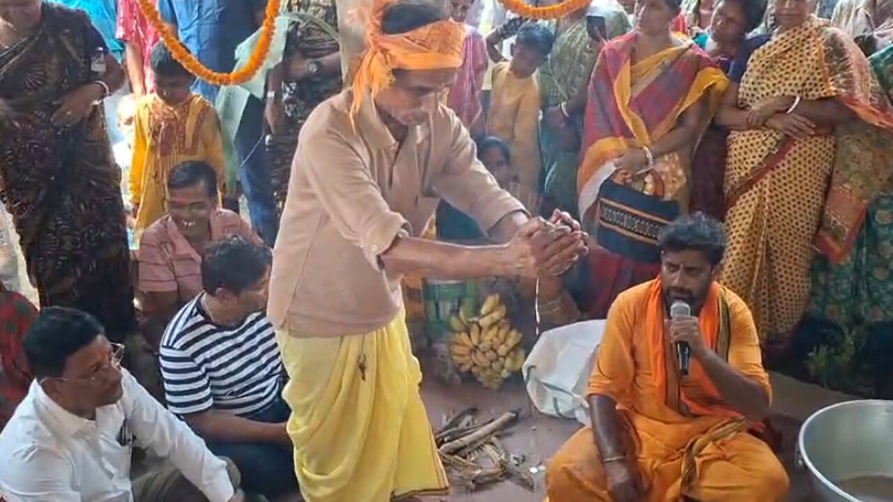 উঠছে প্রশ্ন