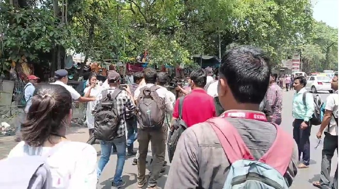 Mamata Banerjee meets jobless teachers