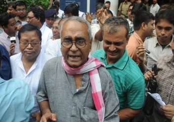 ‘চাষার ব্যাটা’