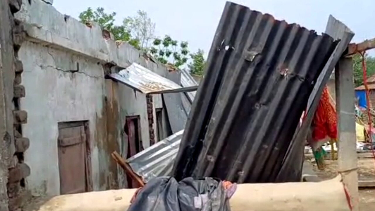 আশ্রয়হীন বহু মানুষ