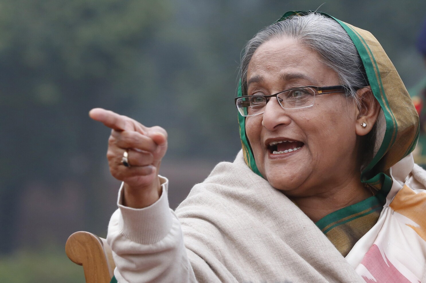 হাসিনার কড়া বার্তা