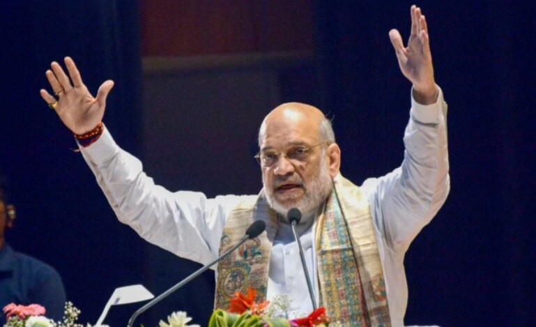 পাকিস্তানিদের চিহ্নিত করে... শাহের কড়া নির্দেশ! Identify All Pakistanis In India and Send Them Back: Amit Shah