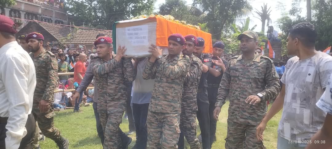 চোখের জলে বাংলার ছেলে শহিদ ঝন্টুকে শেষ বিদায়... Martyr Jhantu Ali Sheikh