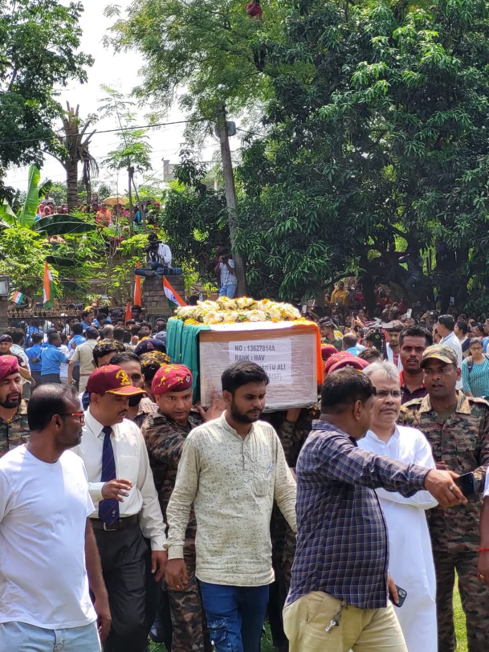 চোখের জলে বাংলার ছেলে শহিদ ঝন্টুকে শেষ বিদায়... Martyr Jhantu Ali Sheikh