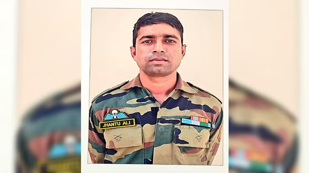 চোখের জলে বাংলার ছেলে শহিদ ঝন্টুকে শেষ বিদায়... Martyr Jhantu Ali Sheikh