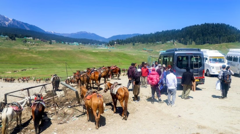 48 Tourist Spots Closed In Jammu Kashmir
