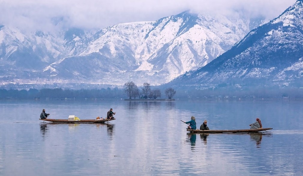 48 Tourist Spots Closed In Jammu Kashmir