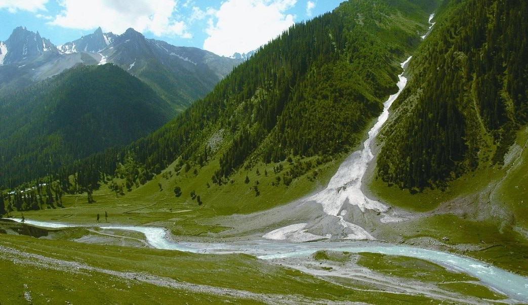 48 Tourist Spots Closed In Jammu Kashmir