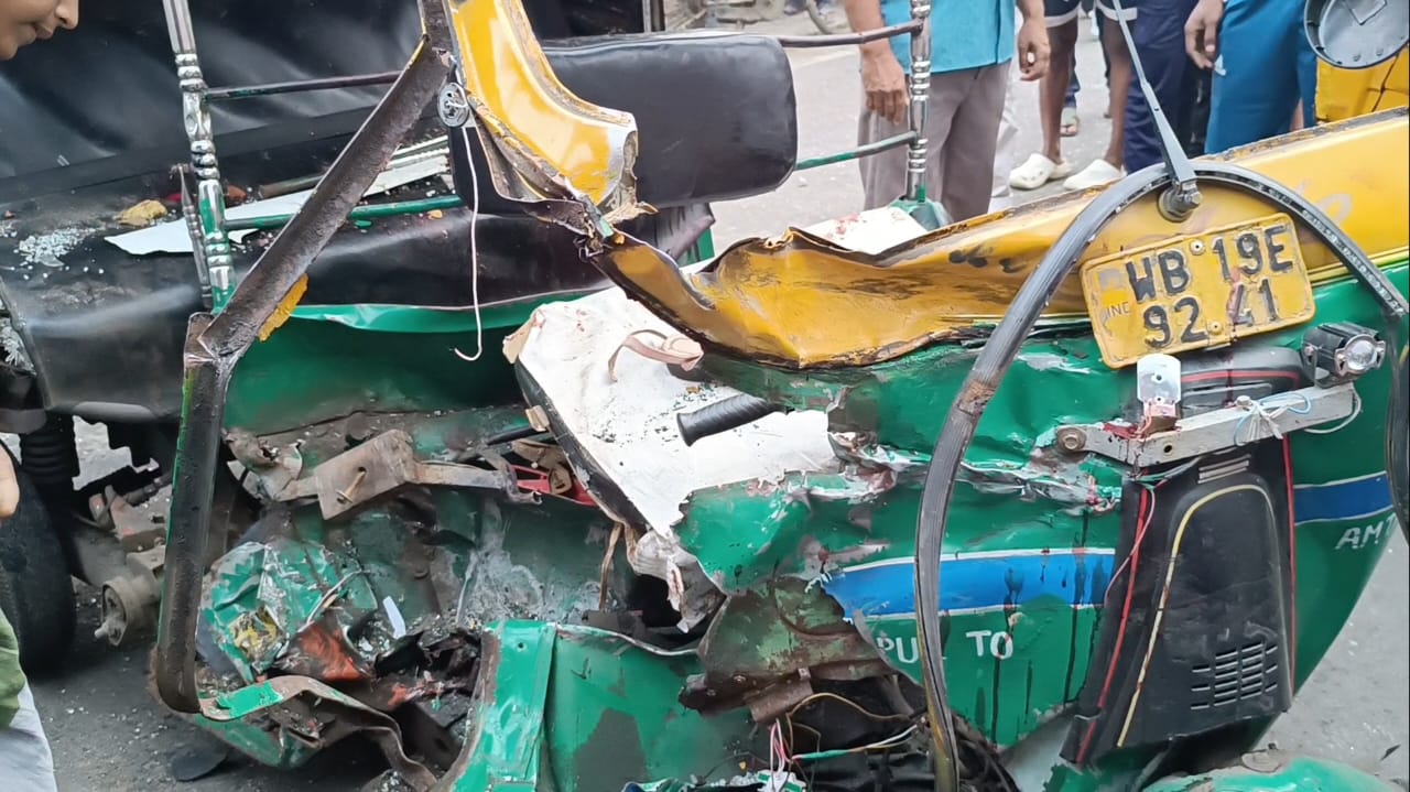 Baruipur Road Accident