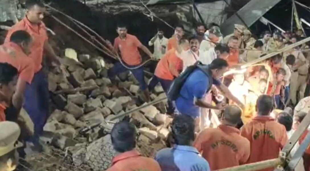 Visakhapatnam Temple wall collapse