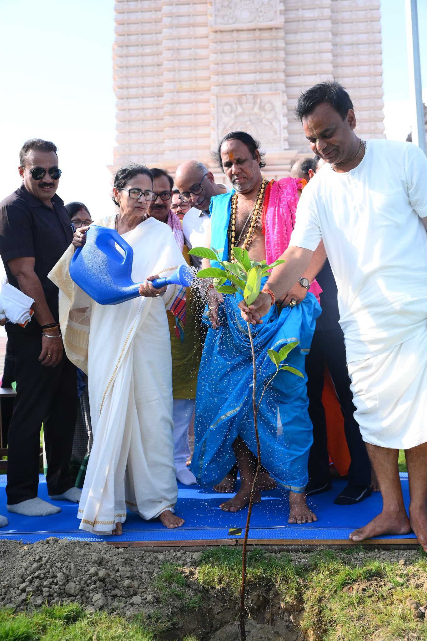 জগন্নাথ মন্দিরের দ্বারোদঘাটন