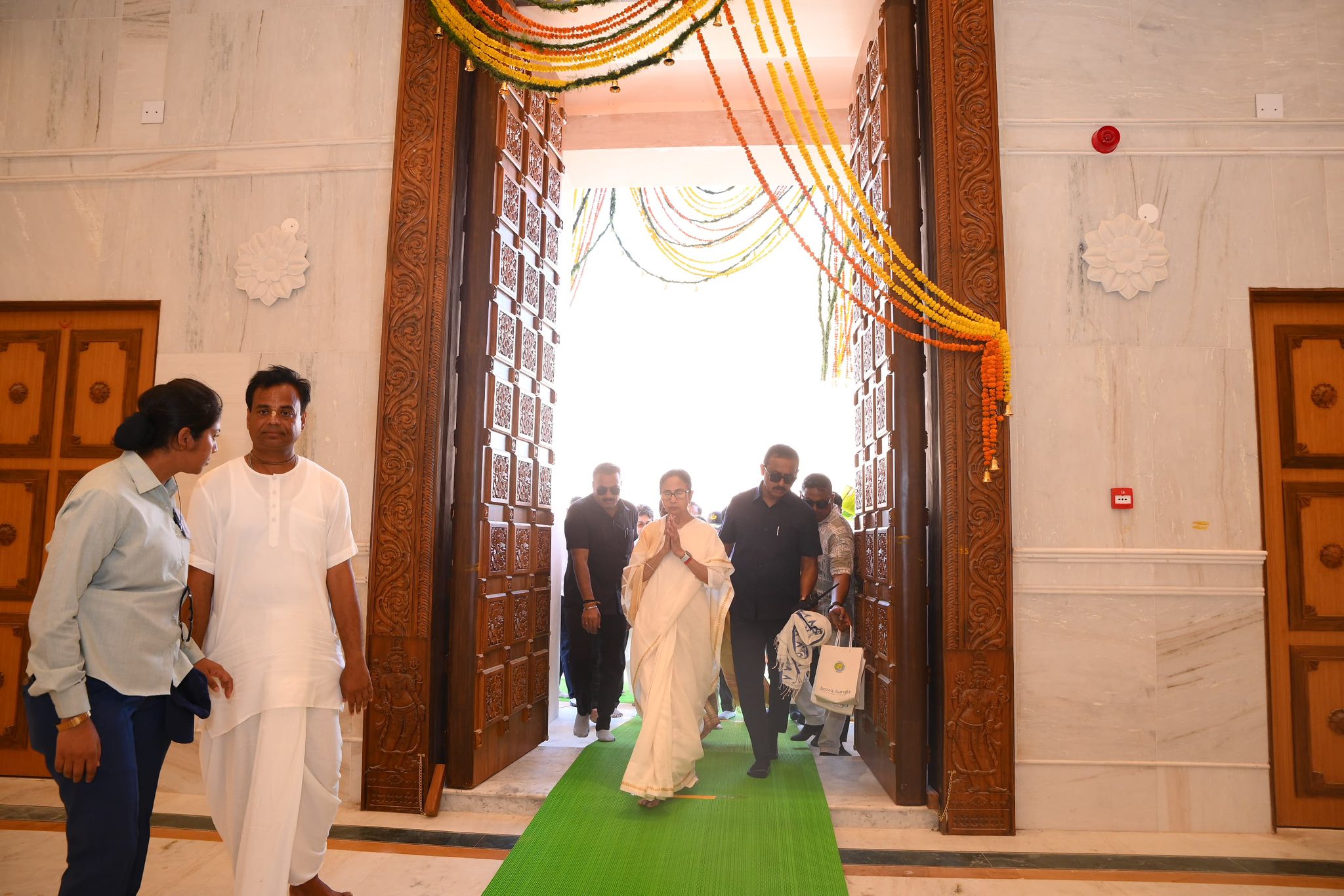 জগন্নাথ মন্দিরের দ্বারোদঘাটন