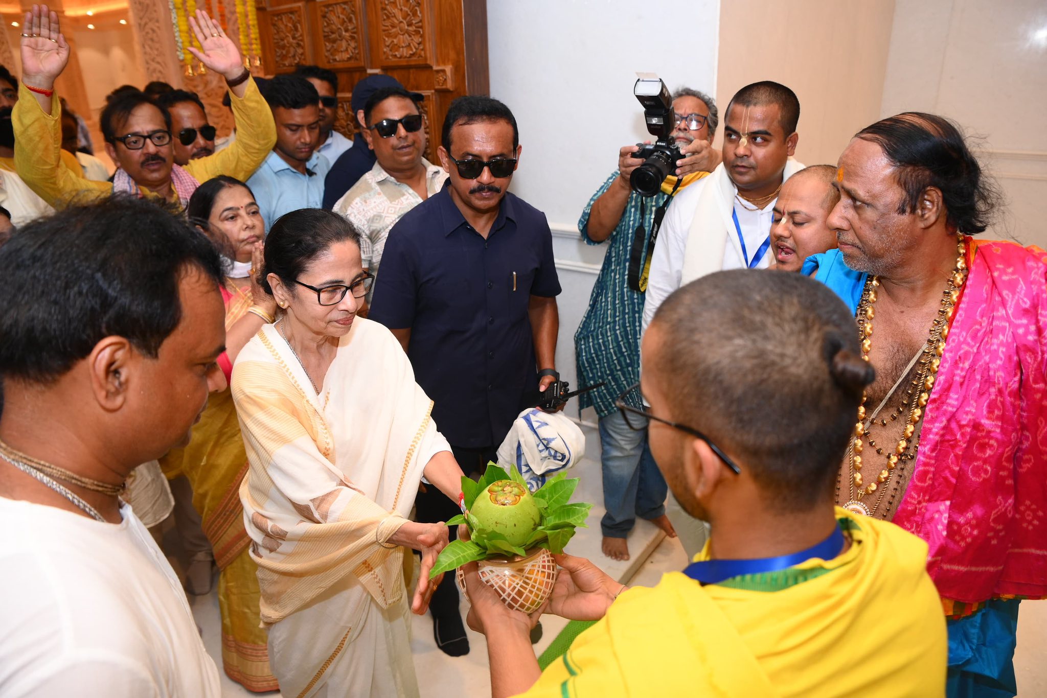 জগন্নাথ মন্দিরের দ্বারোদঘাটন