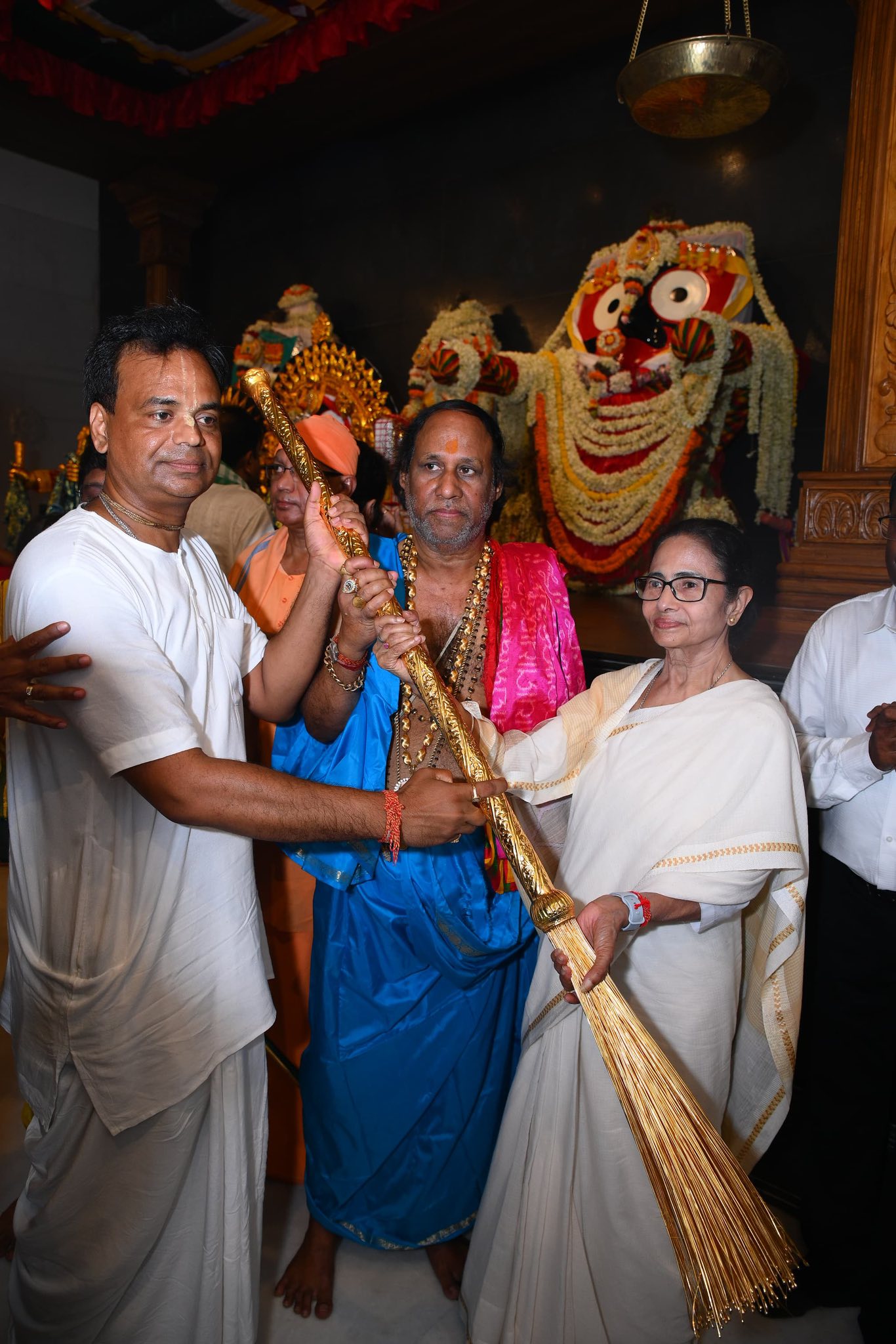 জগন্নাথ মন্দিরের দ্বারোদঘাটন