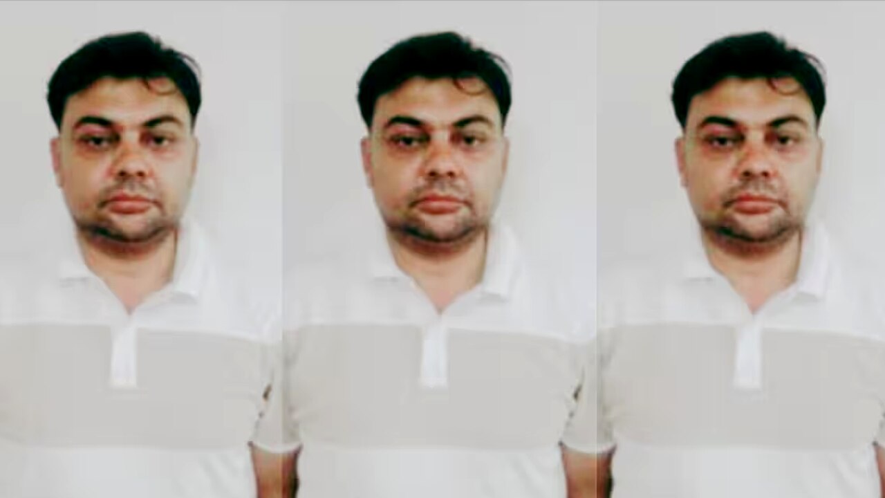 উত্তরপ্রদেশ নিবাসী উত্তরপ্রদেশ নিবাসী