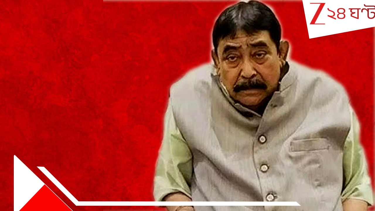 অডিয়োকাণ্ডের পর এবার কি অনুব্রতর সঙ্গে দূরত্ব বাড়াচ্ছে জেলা প্রশাসন!| Anubrata Mandal is not invite in Hool Diwas