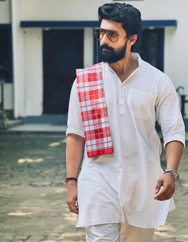 রামায়ণে লক্ষ্মণ রবি
