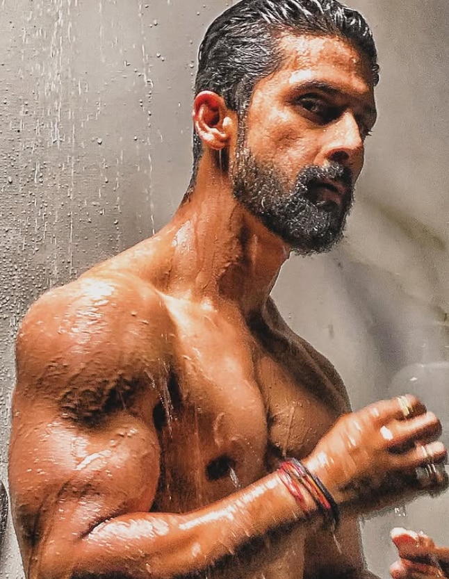 রামায়ণে লক্ষ্মণ রবি