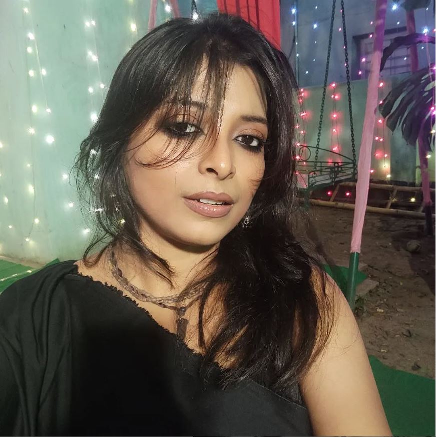 ভবঘুরের মতো ঘুরে বেড়াচ্ছেন বাংলা টিভির অভিনেত্রী bengali television actress unstable