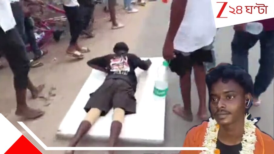 Bardhaman: ডাক এসেছে মহাদেবের, দণ্ডি কেটে ২০৯৫ কিলোমিটার পাড়ি দিচ্ছেন বর্ধমানের যুবক