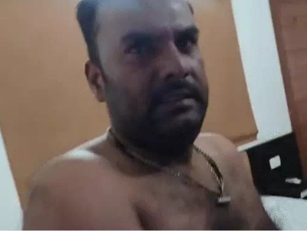 UP Lover runs nude on highway