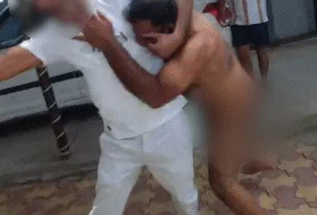 UP Lover runs nude on highway