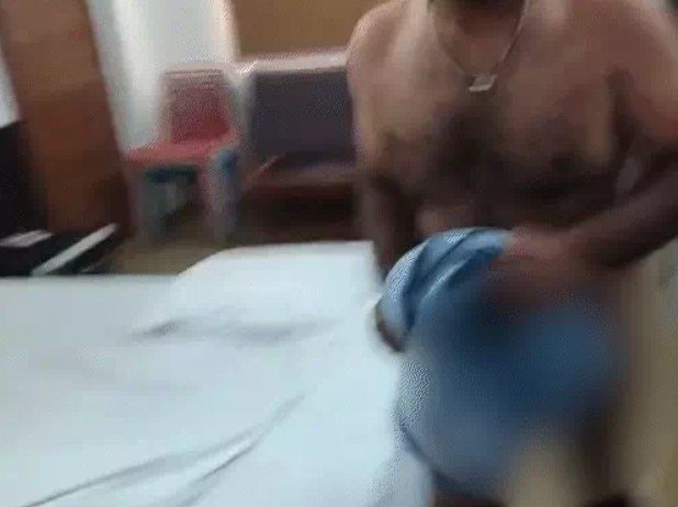 UP Lover runs nude on highway